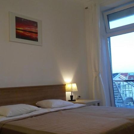 Apartmani Lela Selce Esterno foto