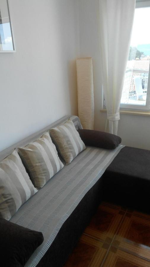 Apartmani Lela Selce Esterno foto