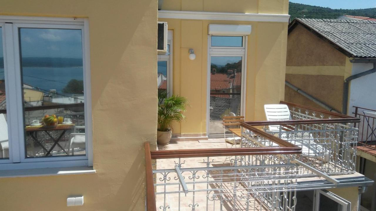 Apartmani Lela Selce Esterno foto