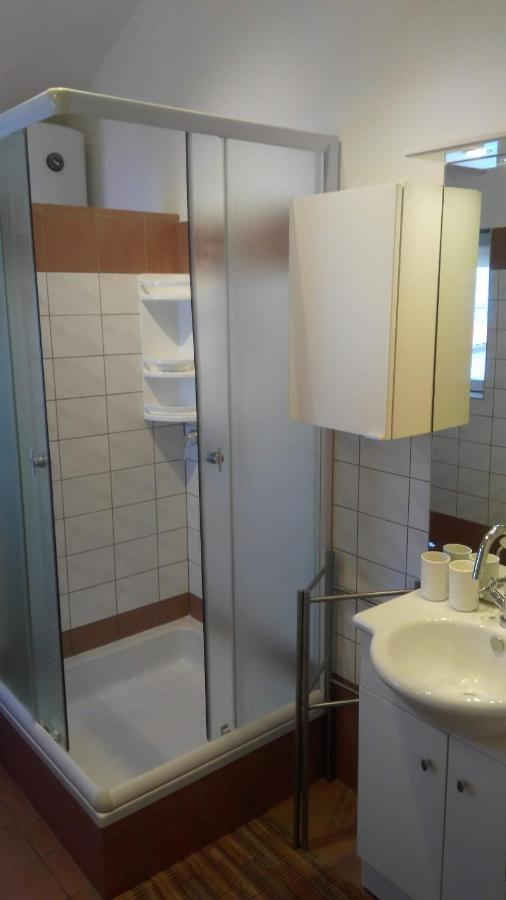 Apartmani Lela Selce Esterno foto