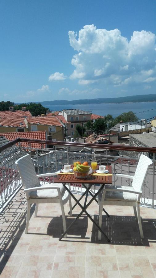 Apartmani Lela Selce Esterno foto